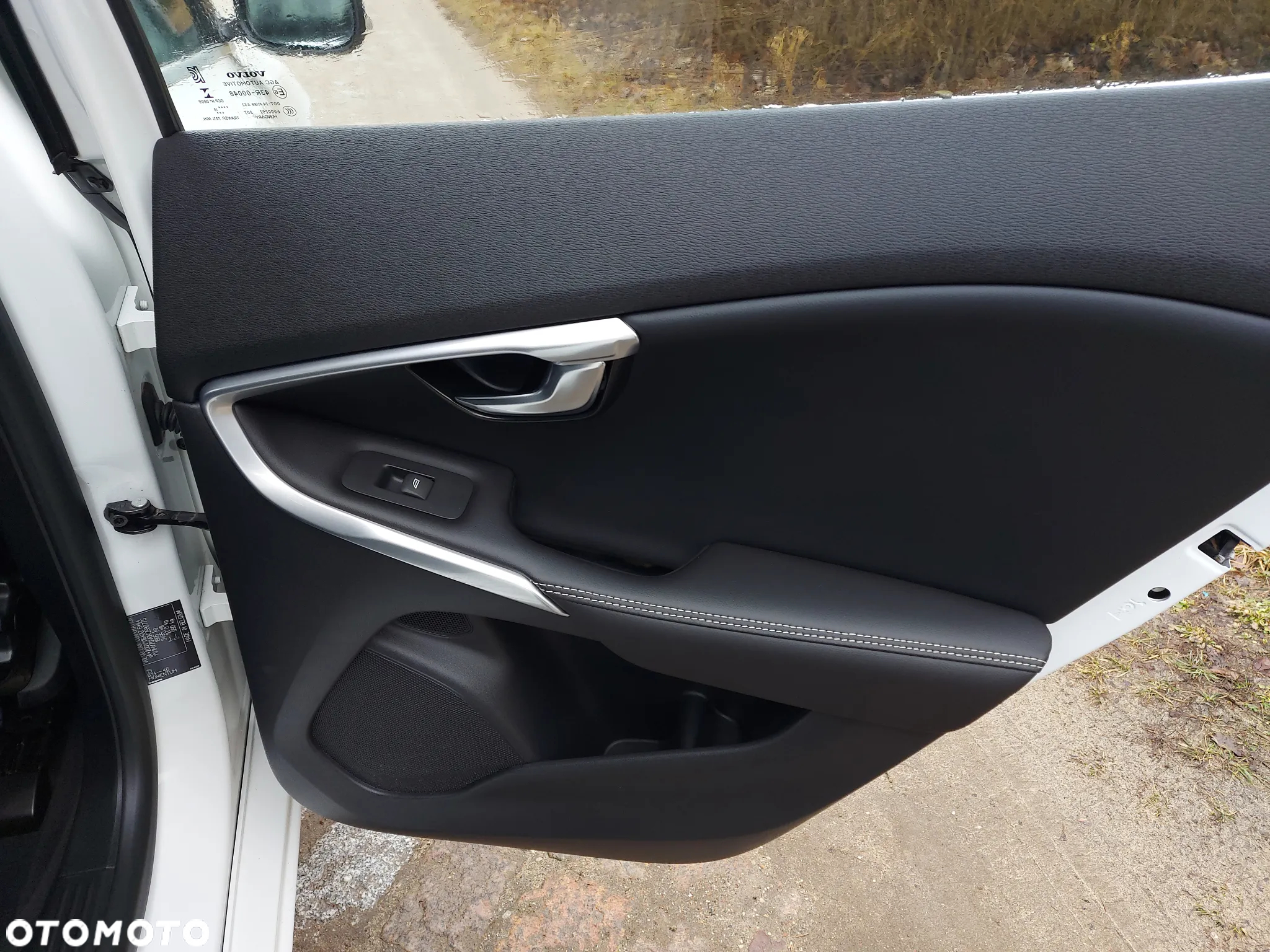 Volvo V40 D2 Geartronic RDesign - 18