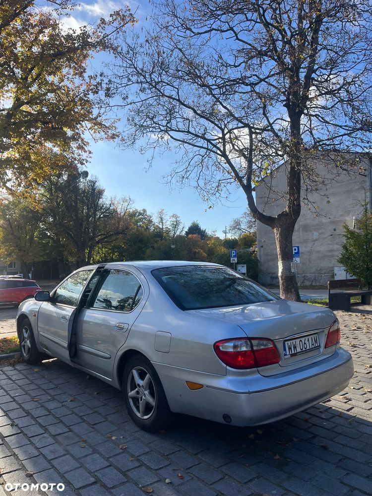 Nissan Maxima 3.0 Elegance - 8