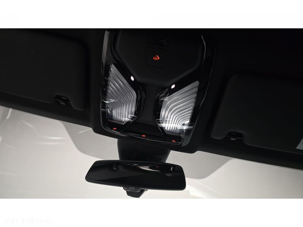 BMW Seria 3 320d xDrive mHEV M Sport - 31