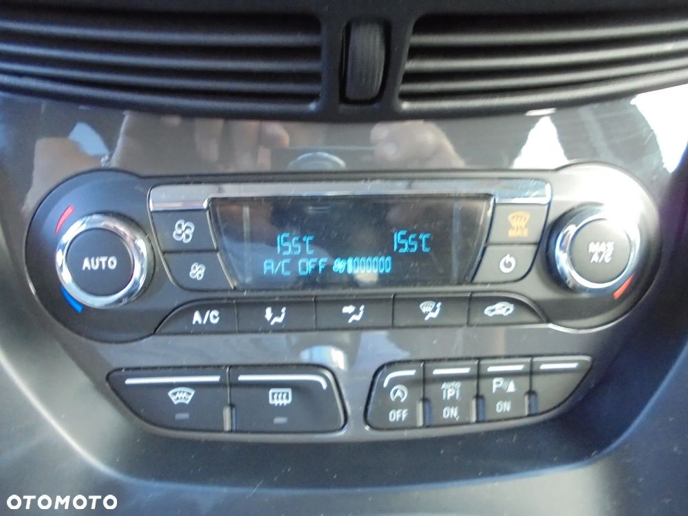 Ford Kuga 2.0 TDCi 4x2 Titanium - 22
