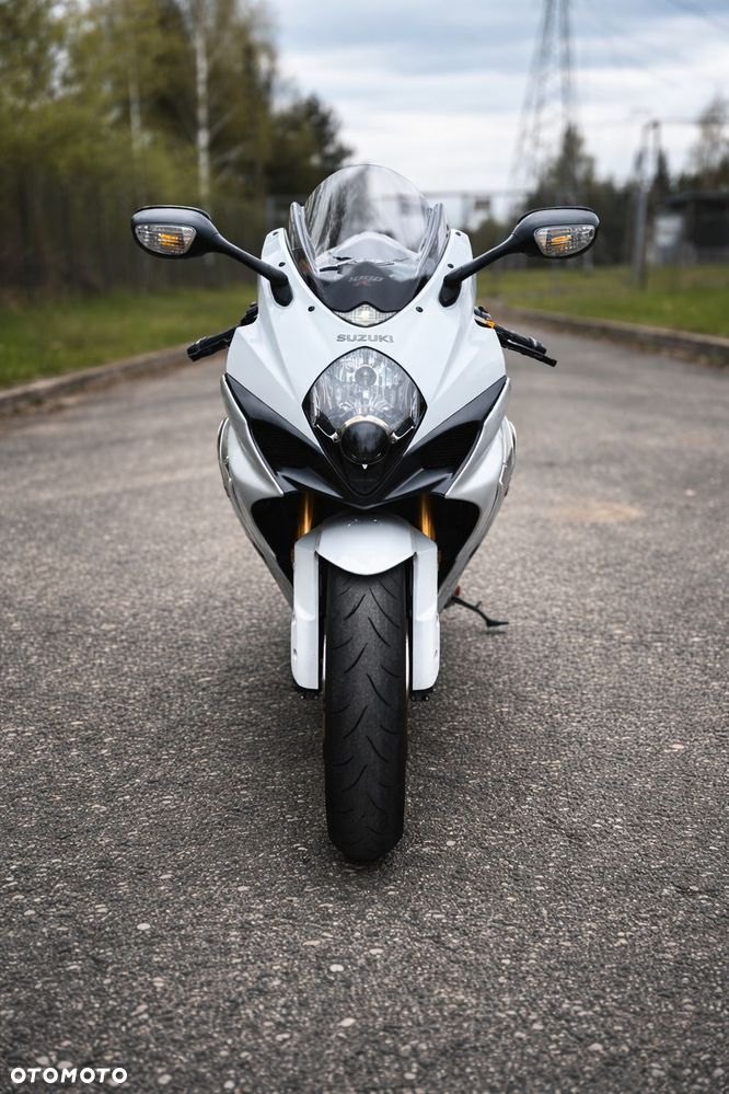 Suzuki GSX-R - 1