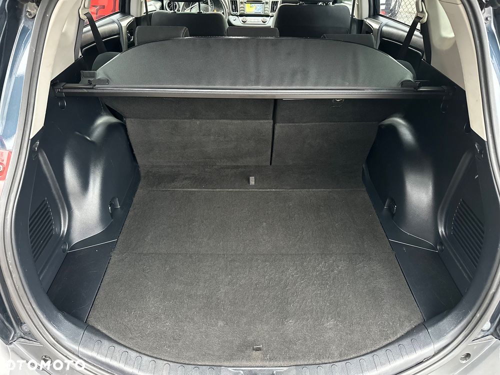 Toyota RAV4 2.0 D-4D Active 4x2 - 6