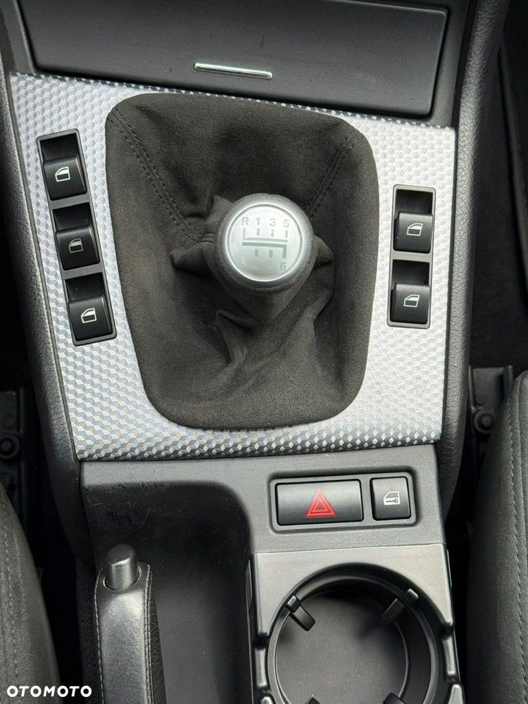 BMW Seria 3 330 Ci Edition Sport - 30