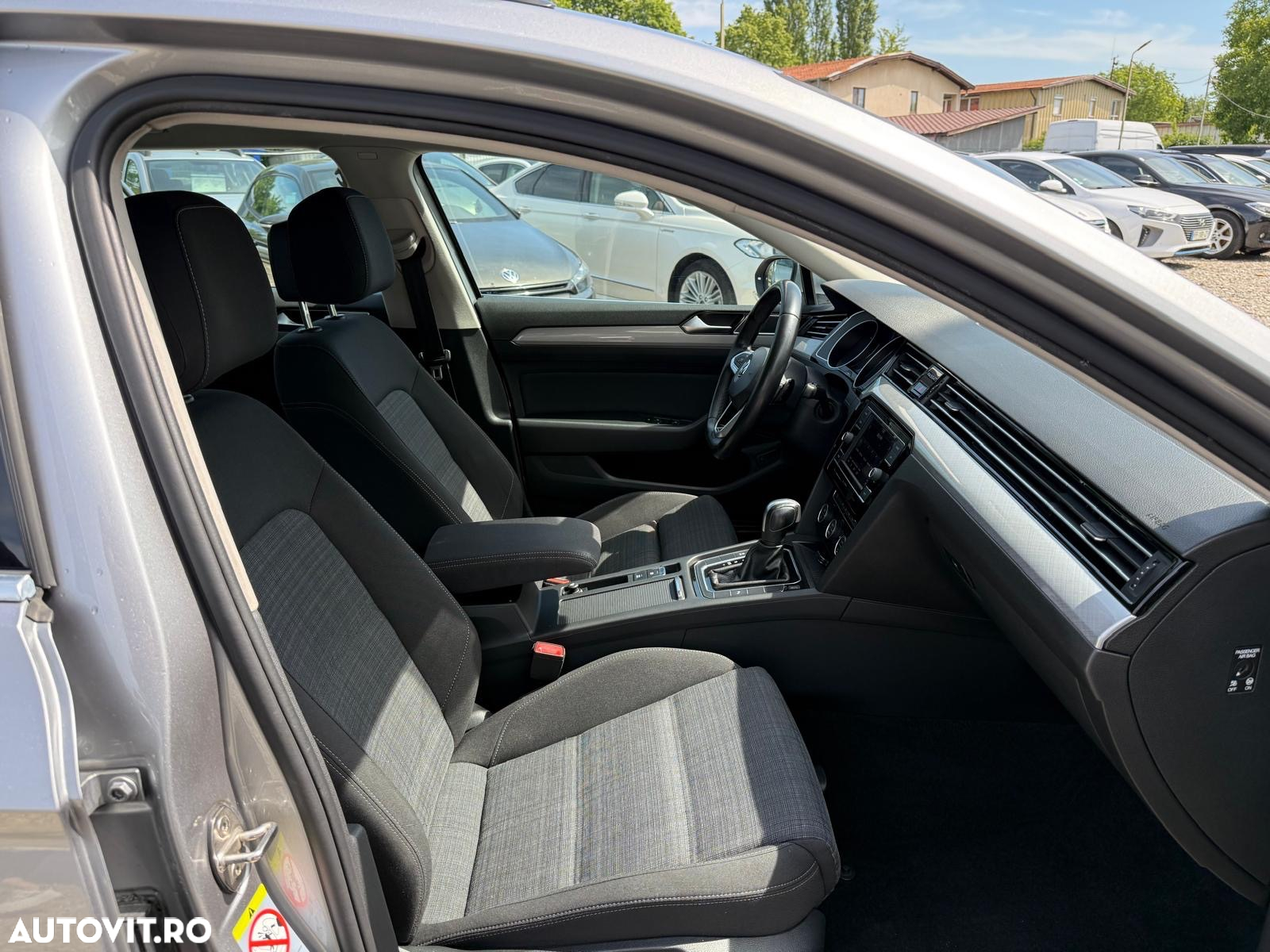 Volkswagen Passat - 9