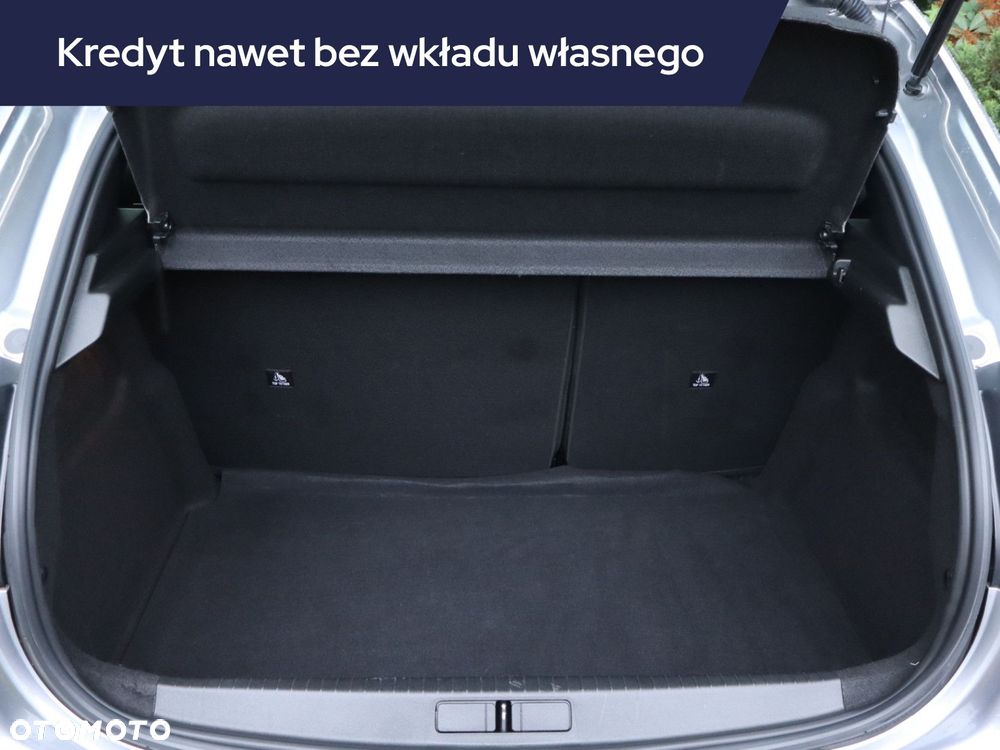 Peugeot 208 - 15
