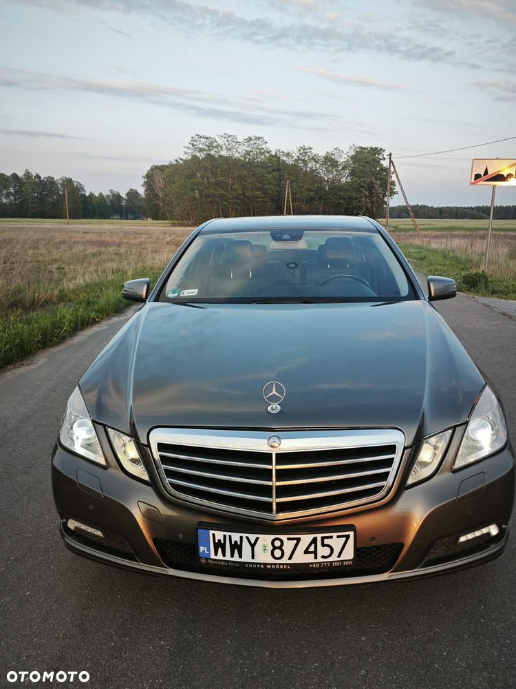 Mercedes-Benz Klasa E 350 CDI BlueEff Avantgarde - 14