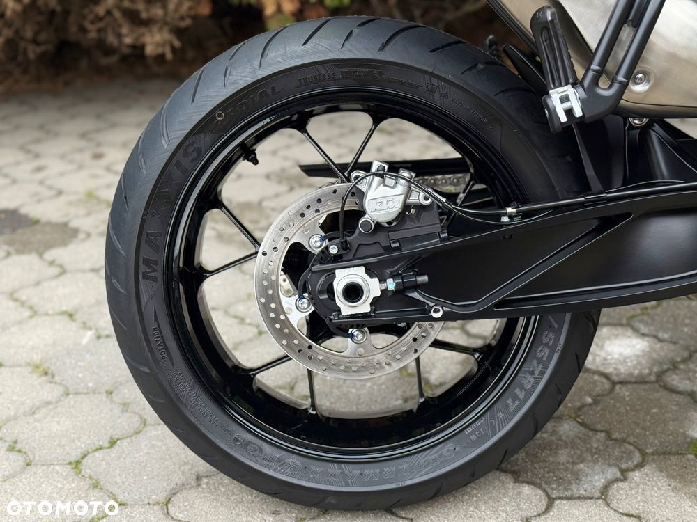 KTM Duke - 16
