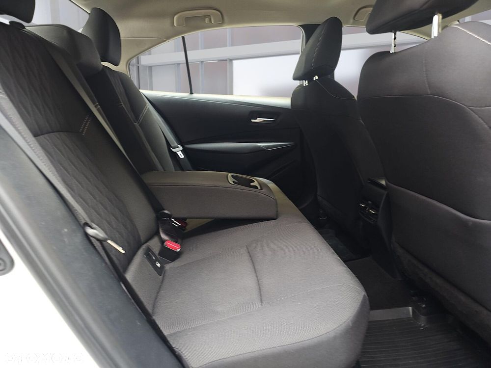 Toyota Corolla 1.8 Hybrid Comfort - 12