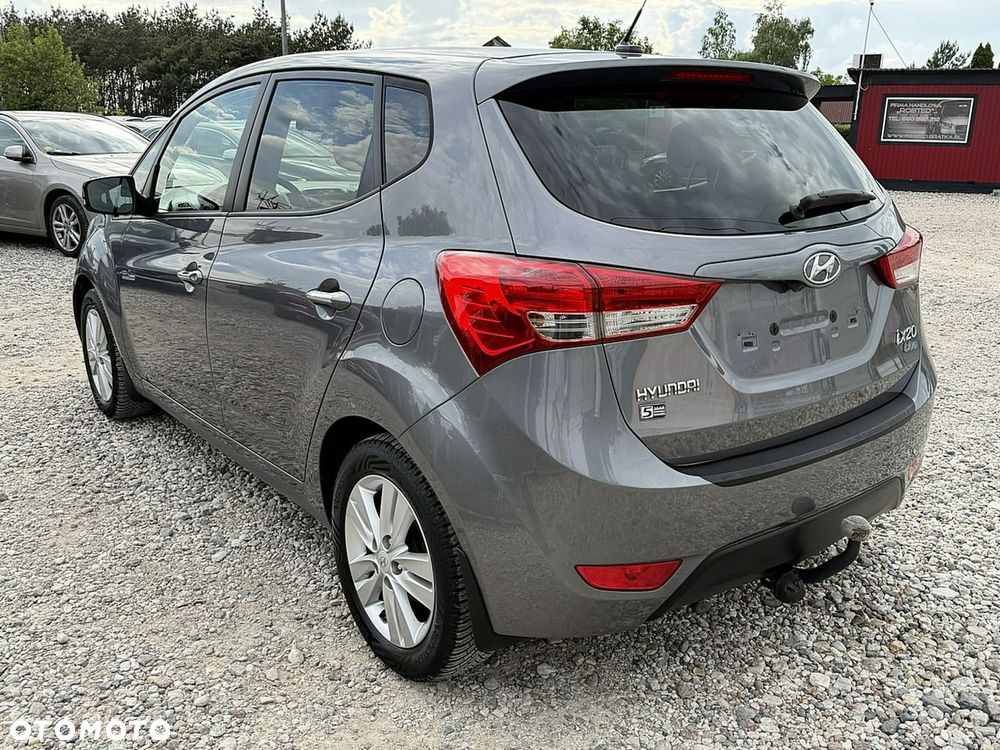 Hyundai ix20 - 18