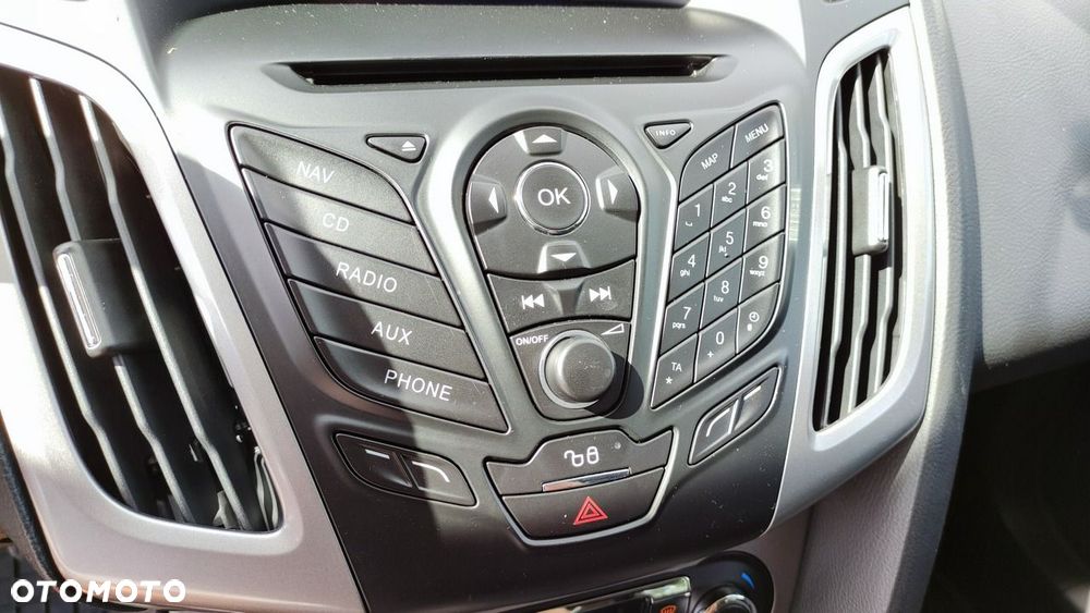 Ford Focus - 33