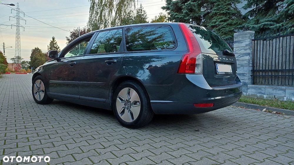 Volvo V50 1.6D Momentum - 22