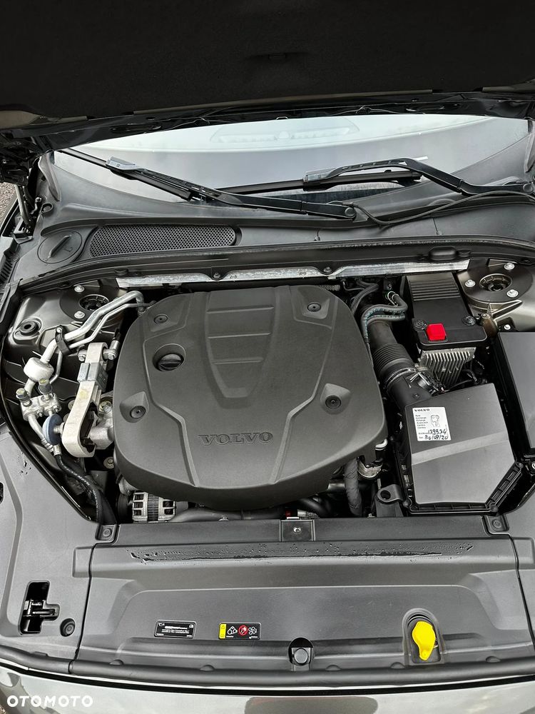 Volvo V90 D4 SCR Momentum Pro - 15