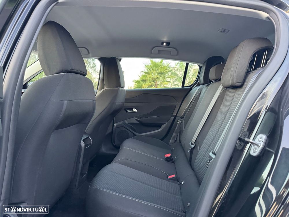 Peugeot 308 1.2 PureTech Allure Pack EAT8 - 6