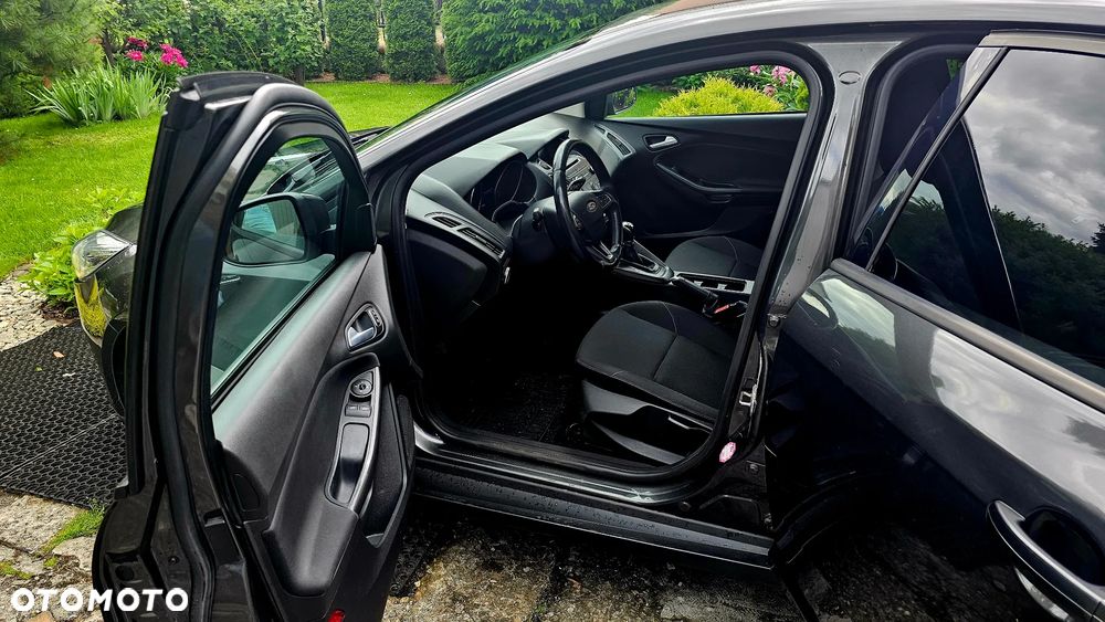 Ford Focus 1.6 Trend - 8