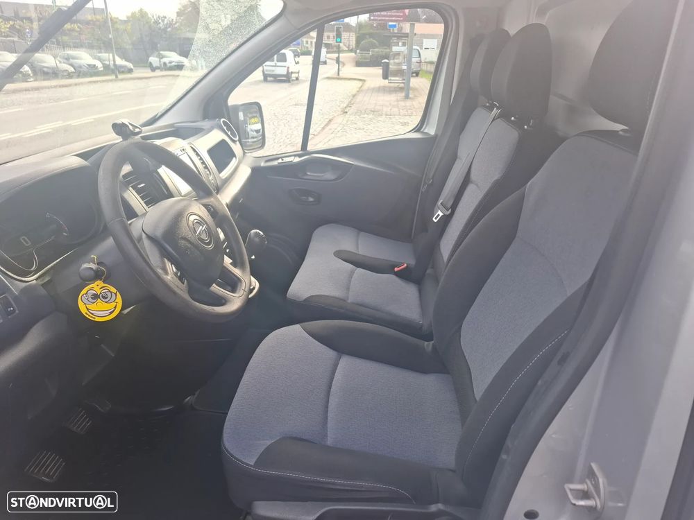 Opel VIVARO 1.6CDTI 100CV 3LUGARES - 7