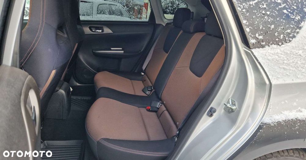 Subaru Impreza XV 2.0R - 17