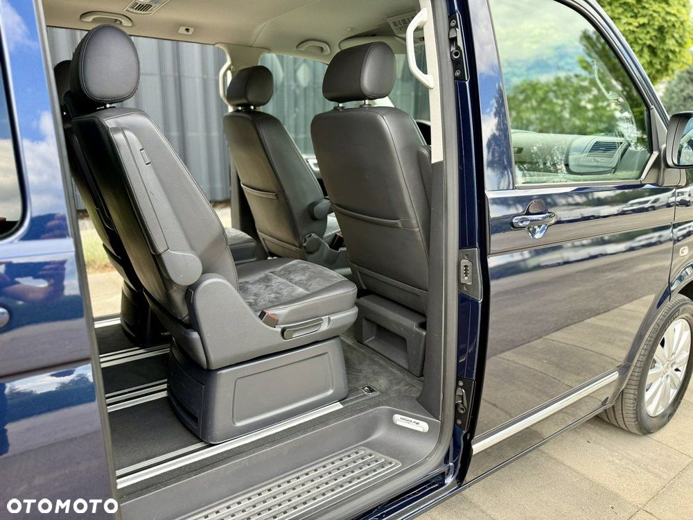 Volkswagen Multivan - 17
