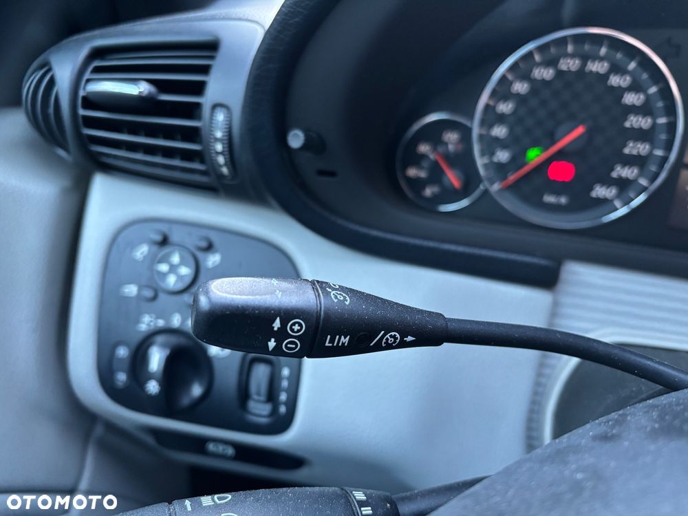 Mercedes-Benz CLC 200 Kompressor - 12