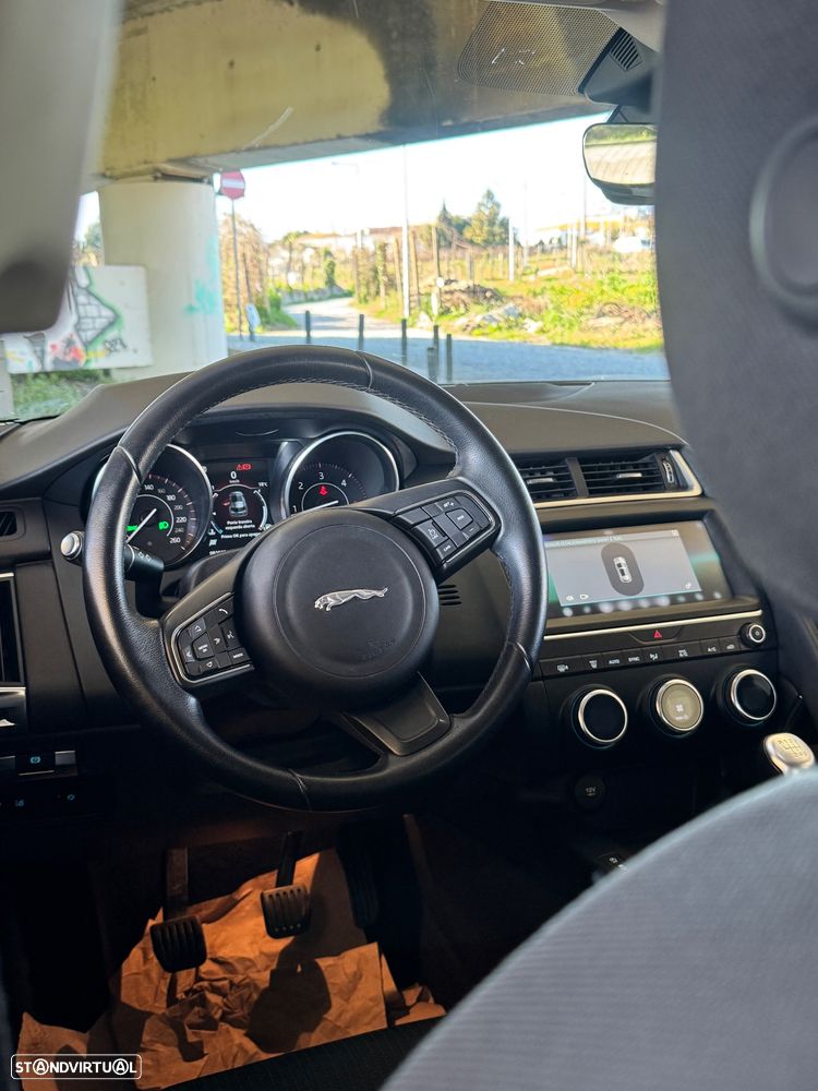 Jaguar E-Pace 2.0 i4D R-Dynamic - 8