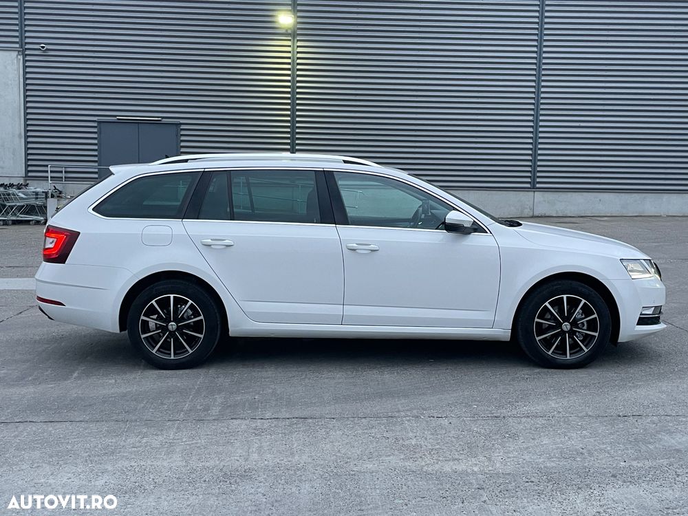 Skoda Octavia 2.0 TDI (Green tec) DSG Style - 38