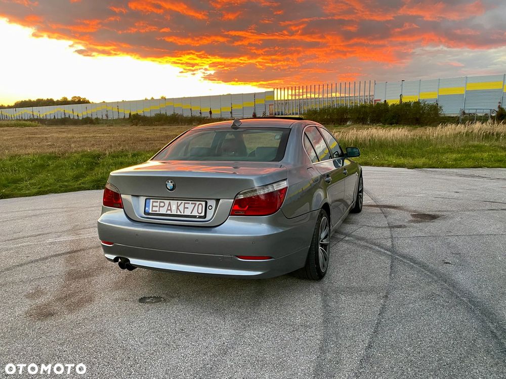 BMW Seria 5 535d - 28