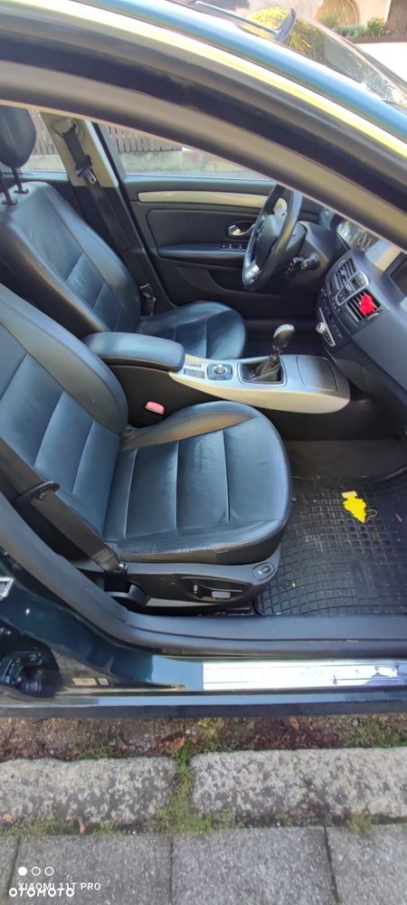 Renault Laguna 2.0 dCi Initiale - 8