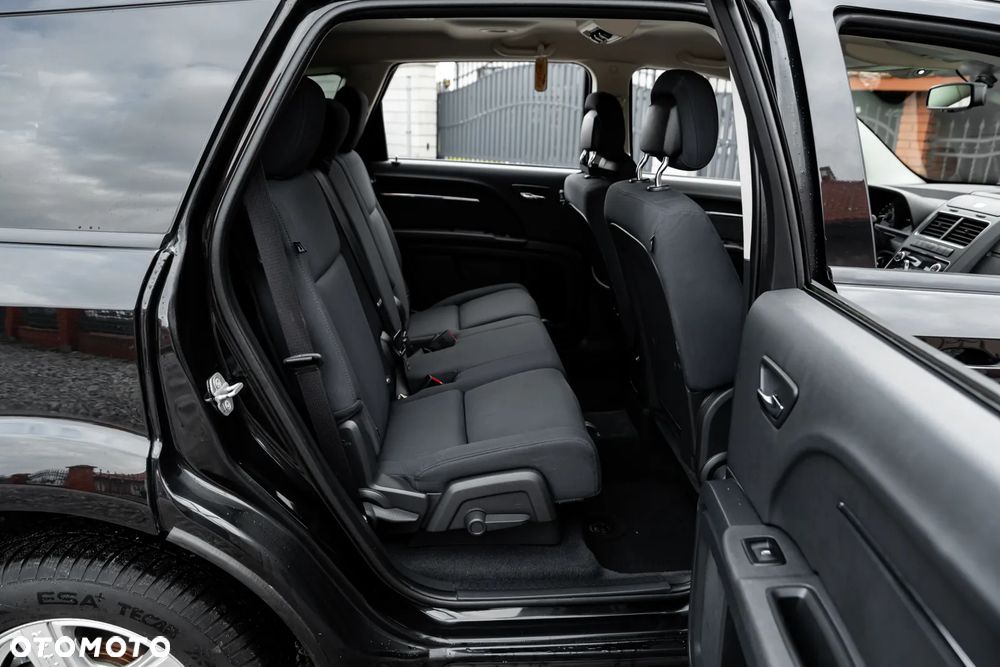 Dodge Journey 2.4 SXT - 22