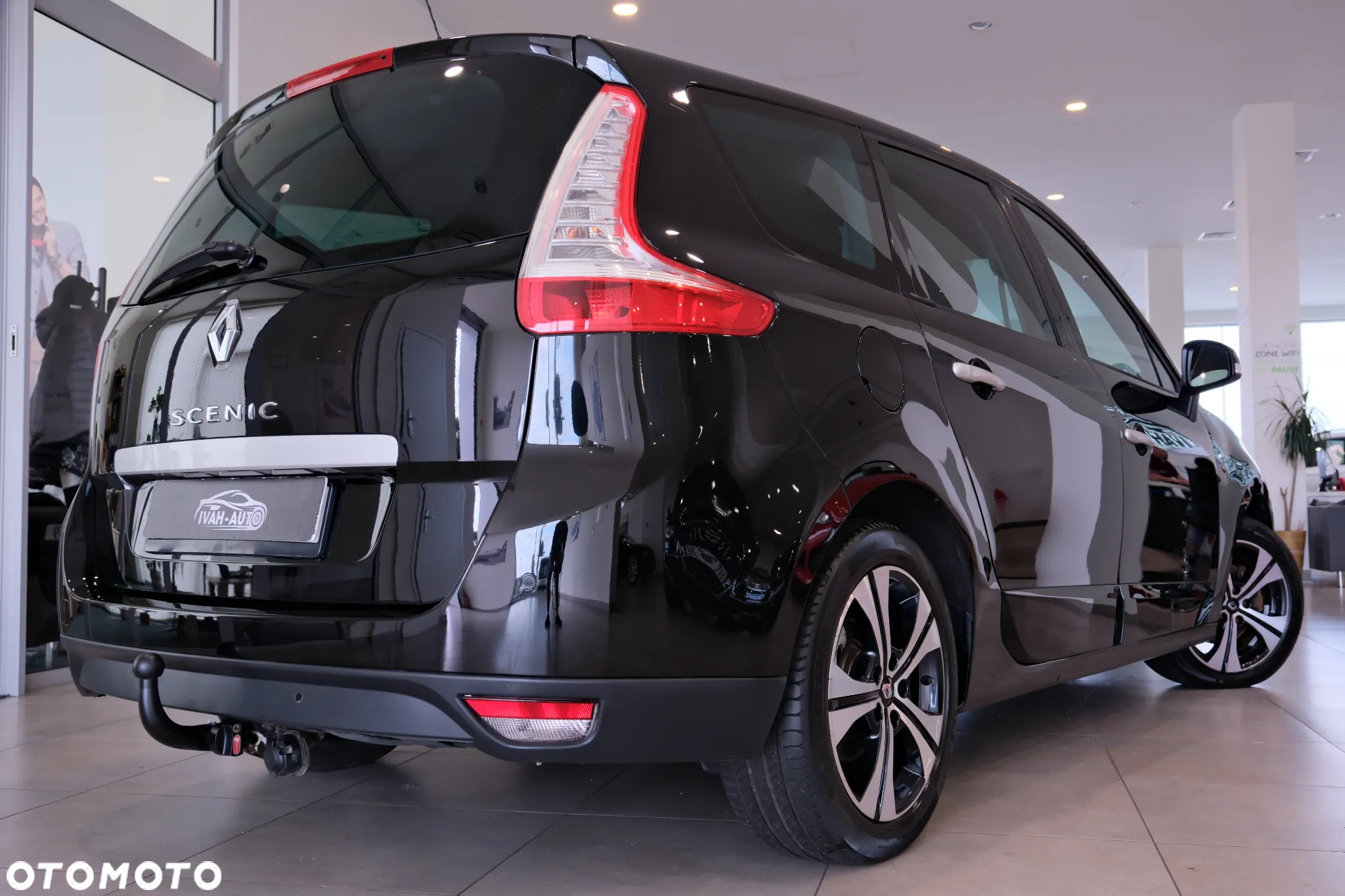 Renault Scenic 2.0 16V 140 CVT Bose Edition - 14
