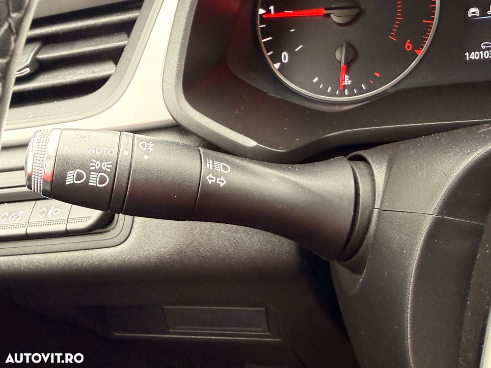 Renault Captur BLUE dCi 115 BUSINESS EDITION - 21