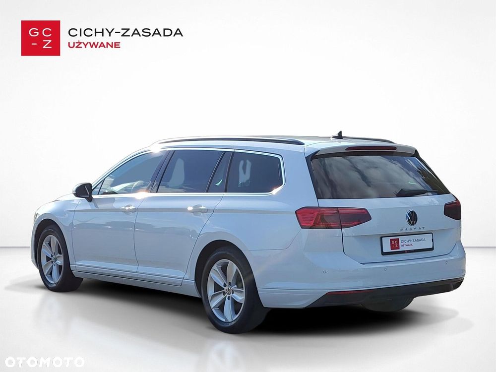 Volkswagen Passat - 3