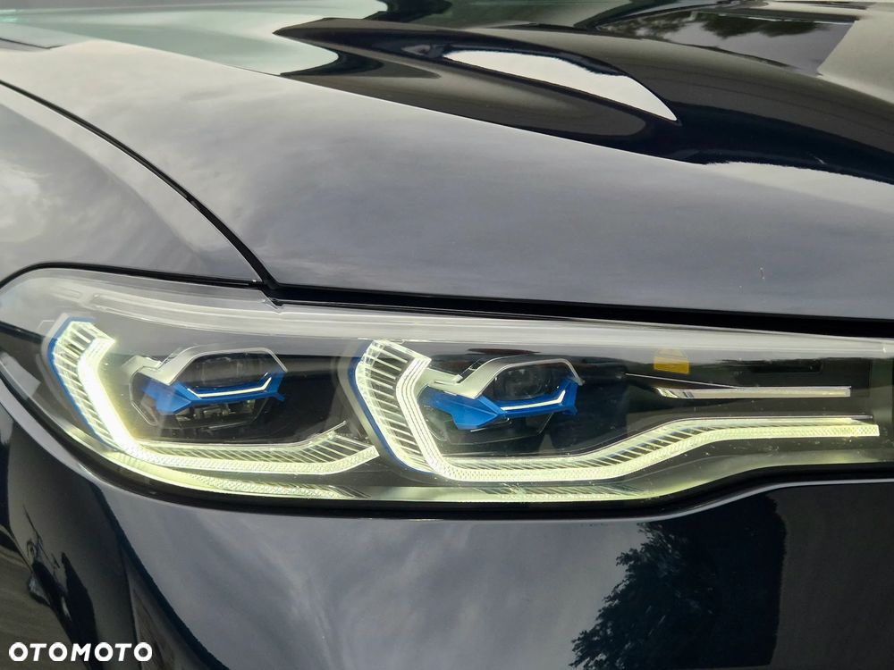 BMW X7 M50i sport - 35