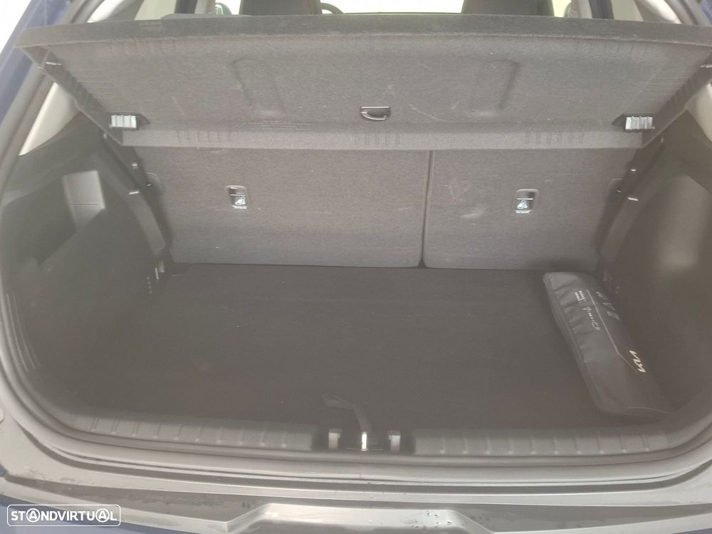 Kia Stonic 1.0 T-GDI Tech - 8