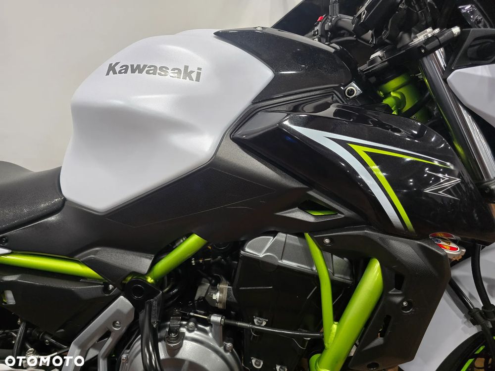 Kawasaki Z 650 - 24