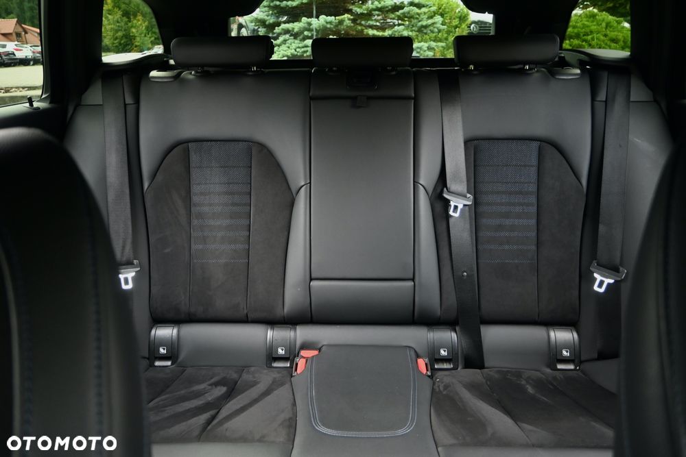 BMW Seria 3 320d xDrive Edition M Sport Shadow - 29