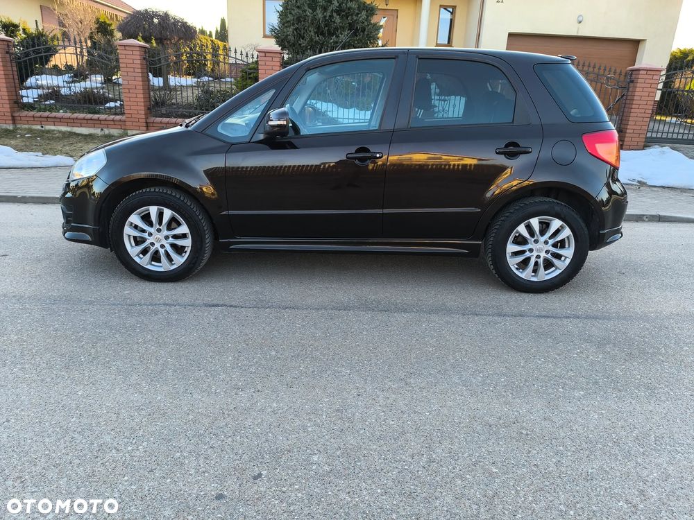 Suzuki SX4 1.6 VVT 4x2 Comfort - 10
