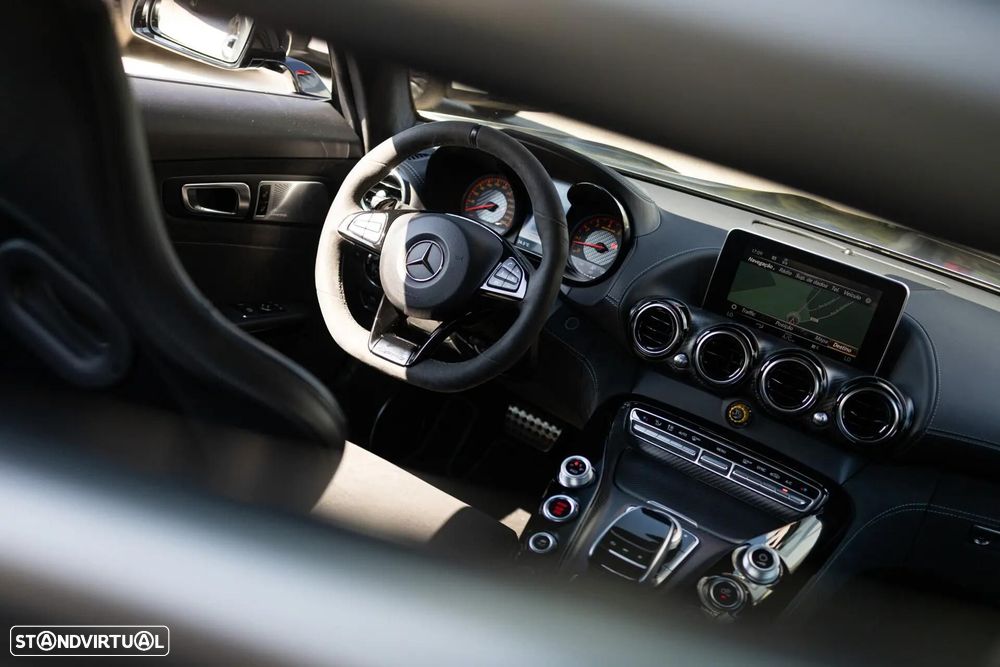 Mercedes-Benz AMG GT R - 3