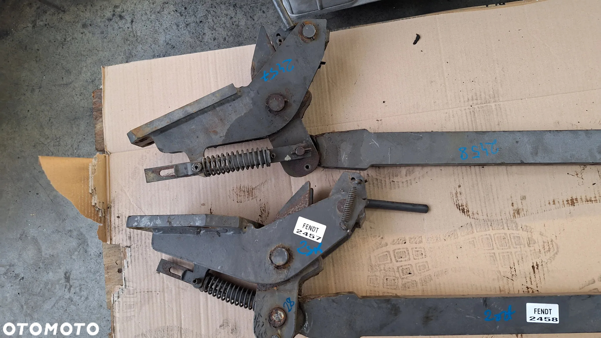 Fendt vario  820 716 724 722  Vario wieszak odciag stabilizator ramie dolne - 18