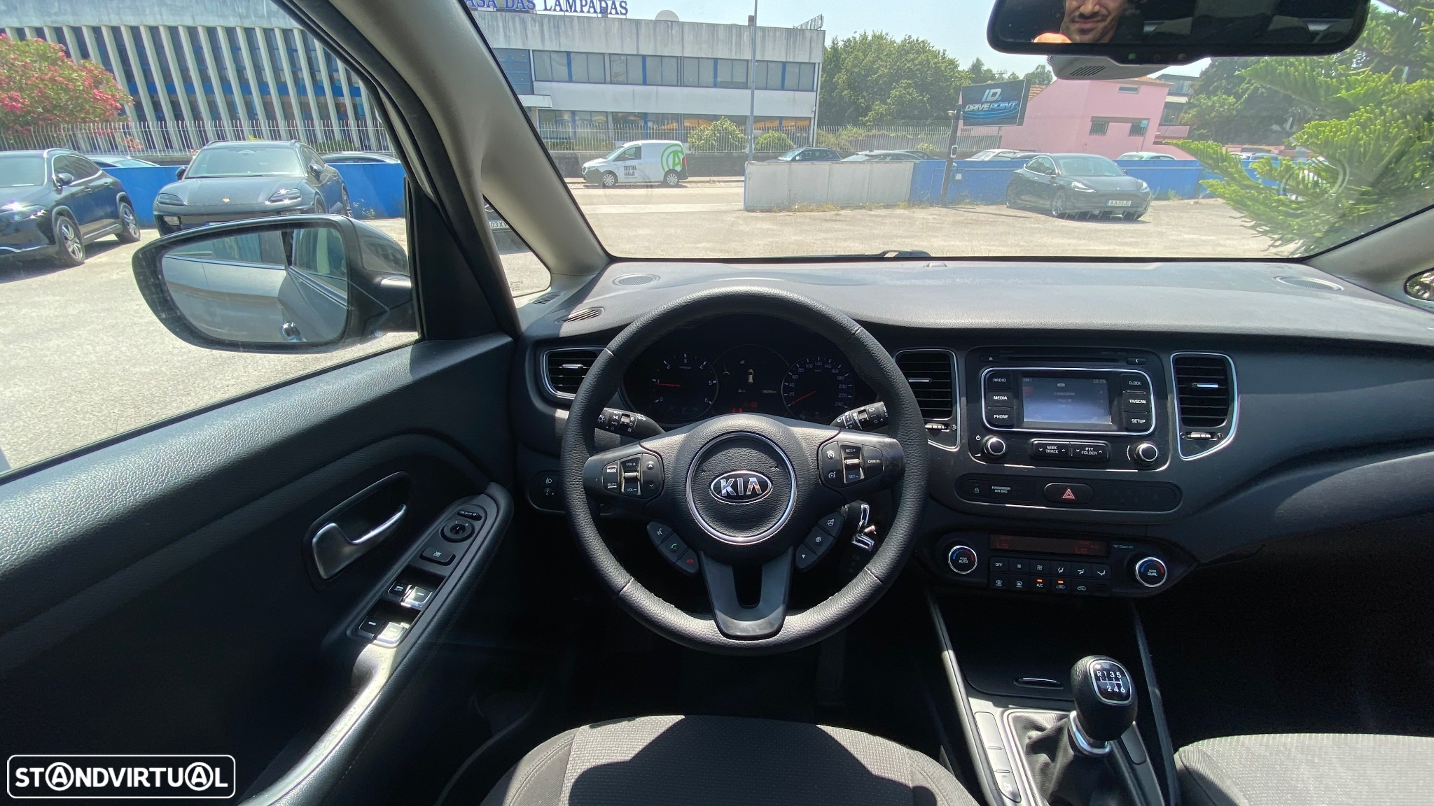 Kia Carens 1.7 CRDi ISG TX - 29