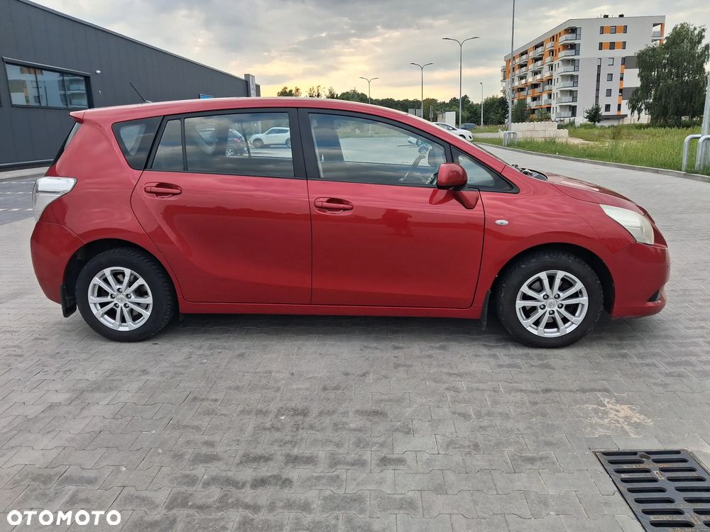Toyota Verso 2.0 D-4D - 6
