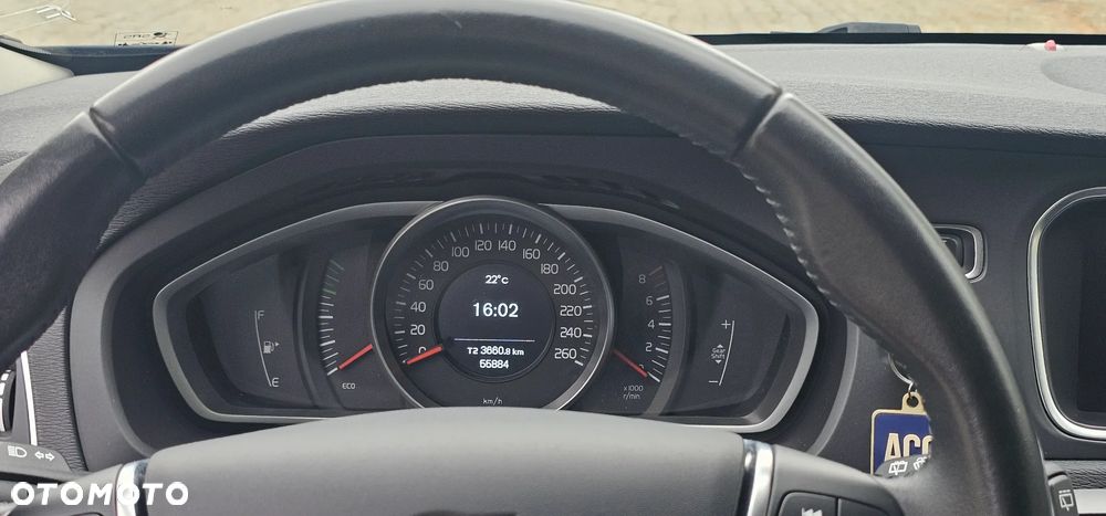Volvo V40 - 16