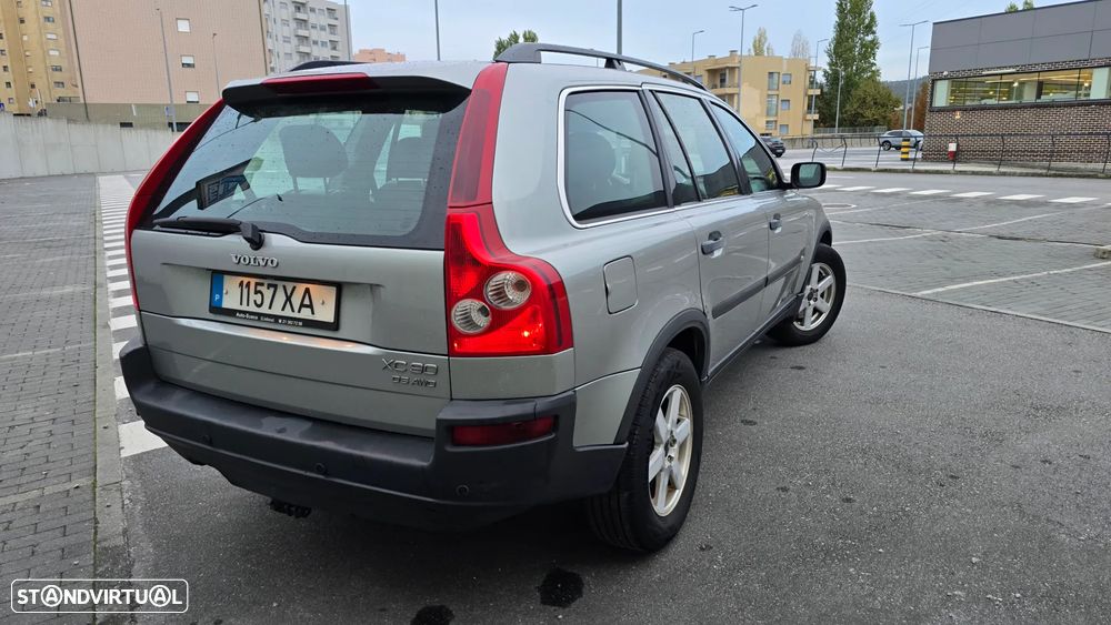 Volvo XC 90 2.4 D5 7L Executive - 11