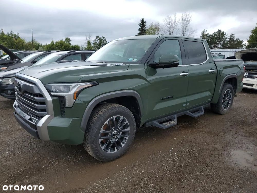 Toyota Tundra - 1