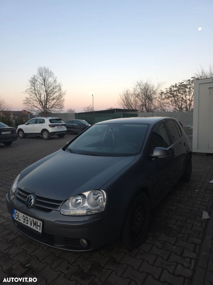Volkswagen Golf - 3