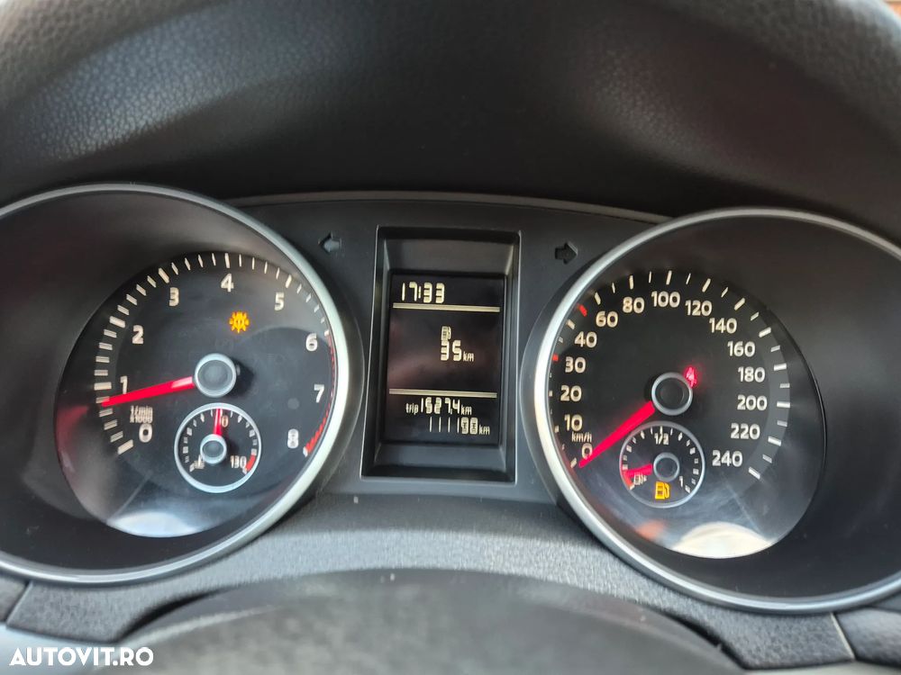 Volkswagen Golf - 18