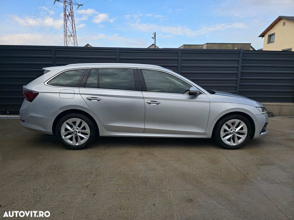Skoda Octavia 2.0 TDI DSG Sportline - 3