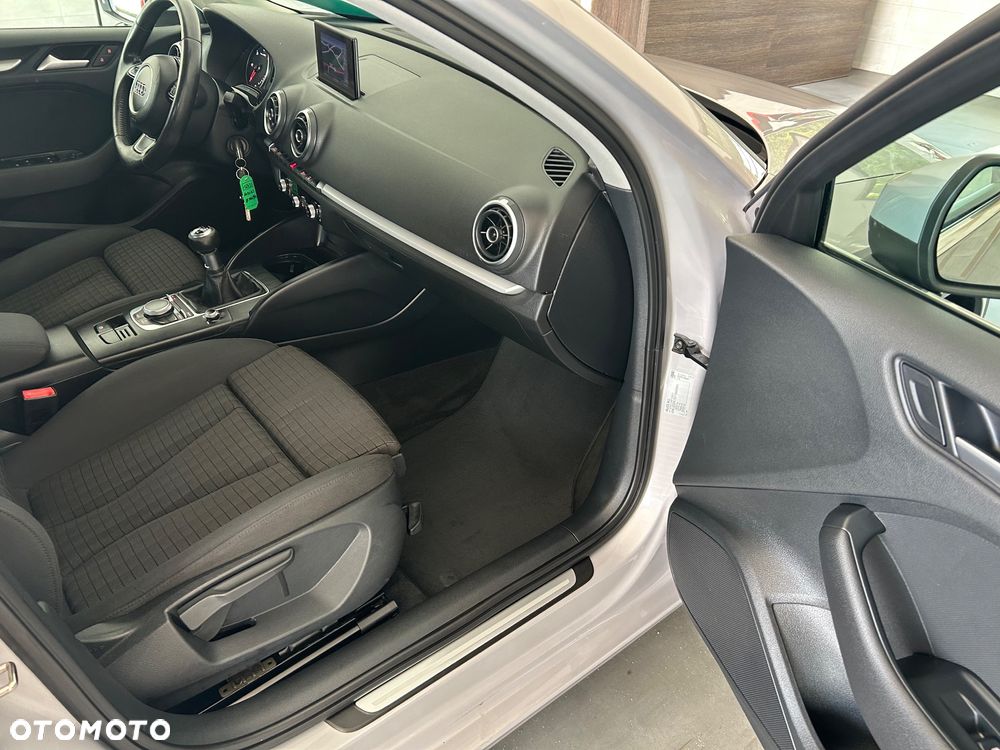 Audi A3 Limousine 1.6 TDI - 27