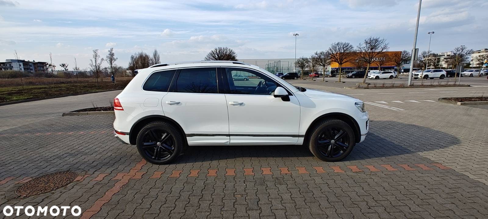 Volkswagen Touareg 3.0 V6 TDI BMT Perfectline R-Style - 4