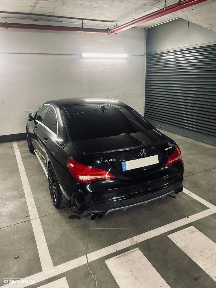 Mercedes-Benz CLA 45 AMG 4-Matic - 9