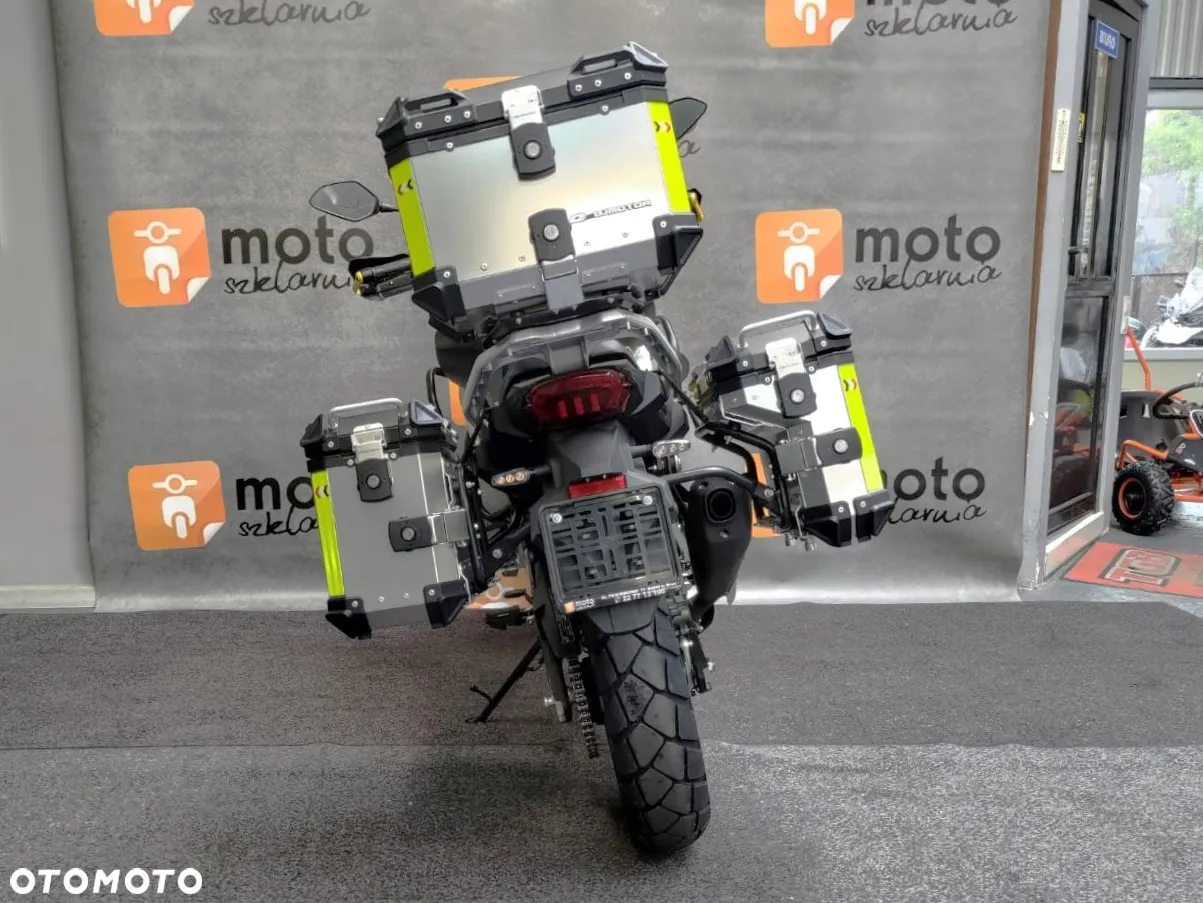 QJMOTOR SVT 650X - 7