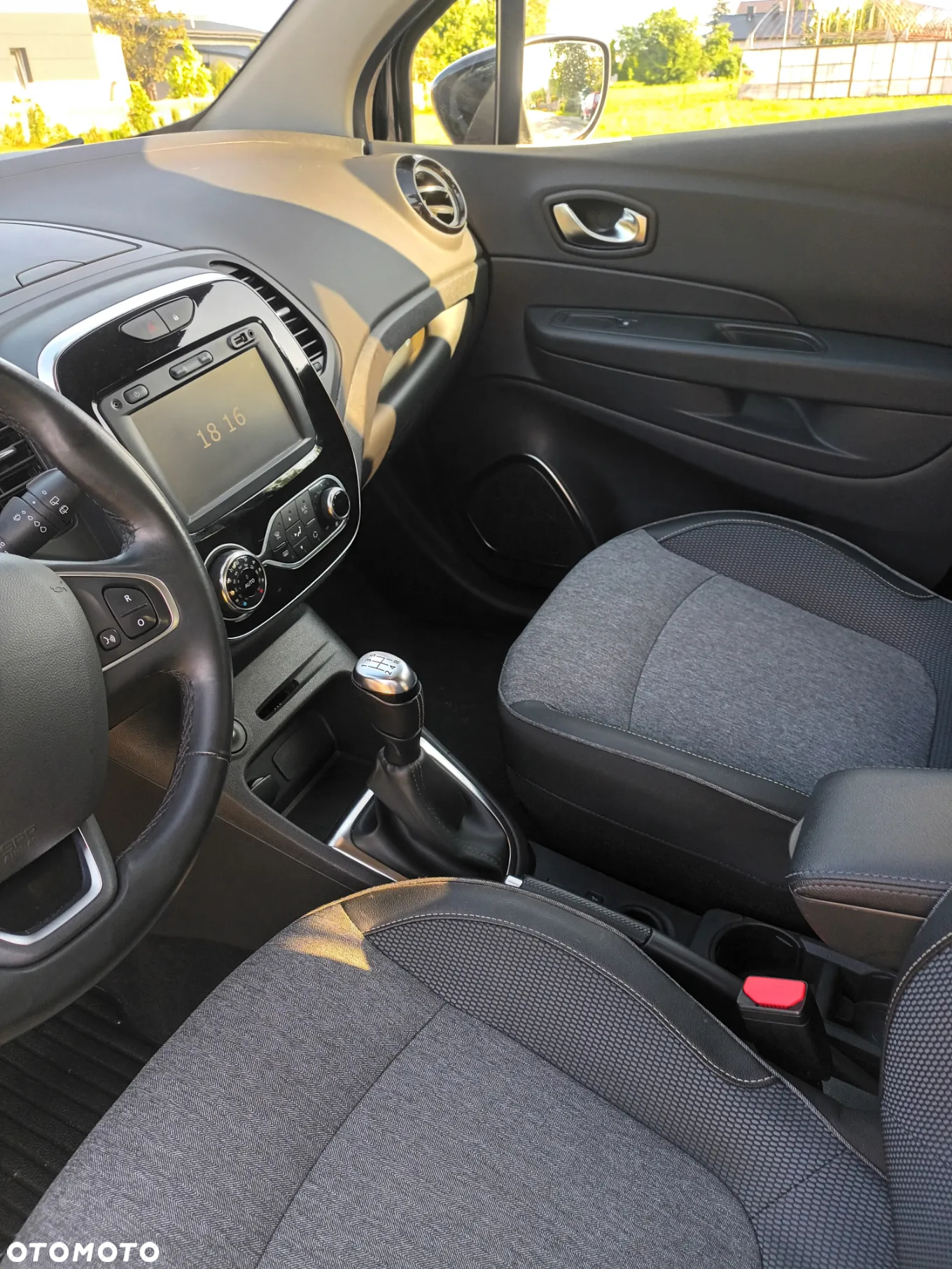 Renault Captur 1.5 dCi Energy Intens - 20
